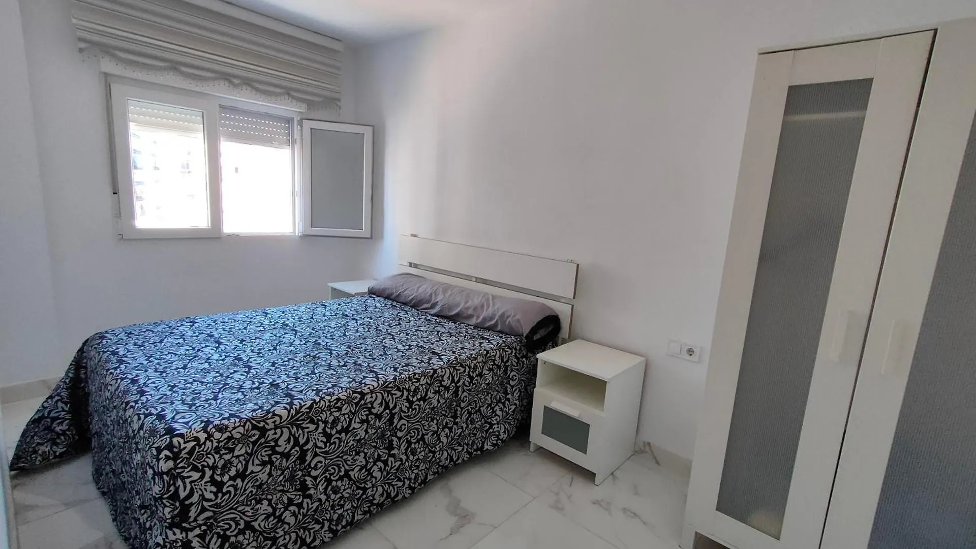 Apartment Near Shopping Centers Malaga